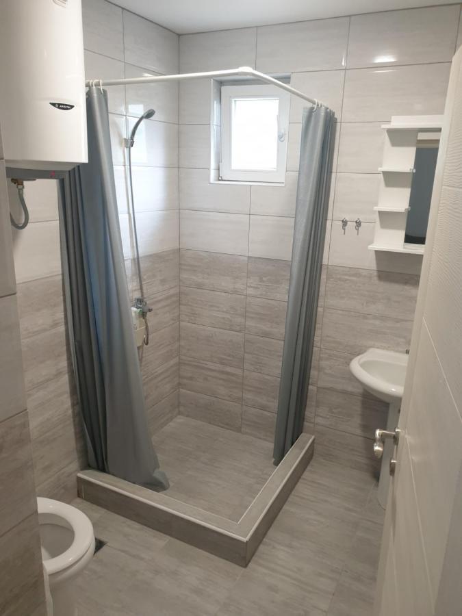 Vikendica Apartments Dunav Ms Celarevo Екстериор снимка