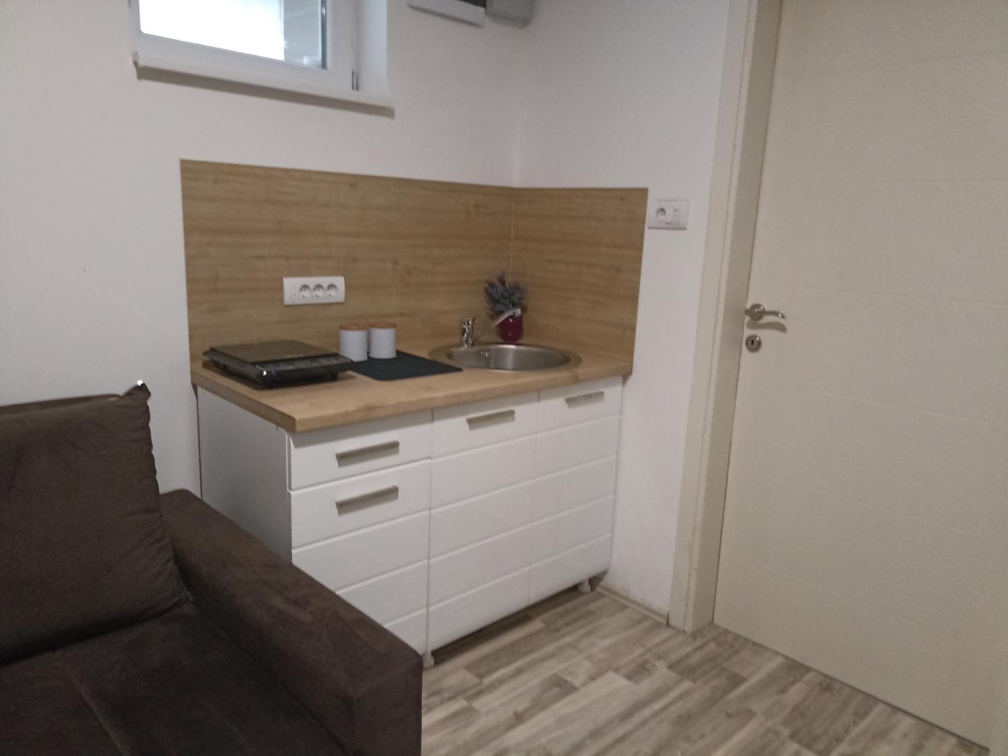 Vikendica Apartments Dunav Ms Celarevo Екстериор снимка